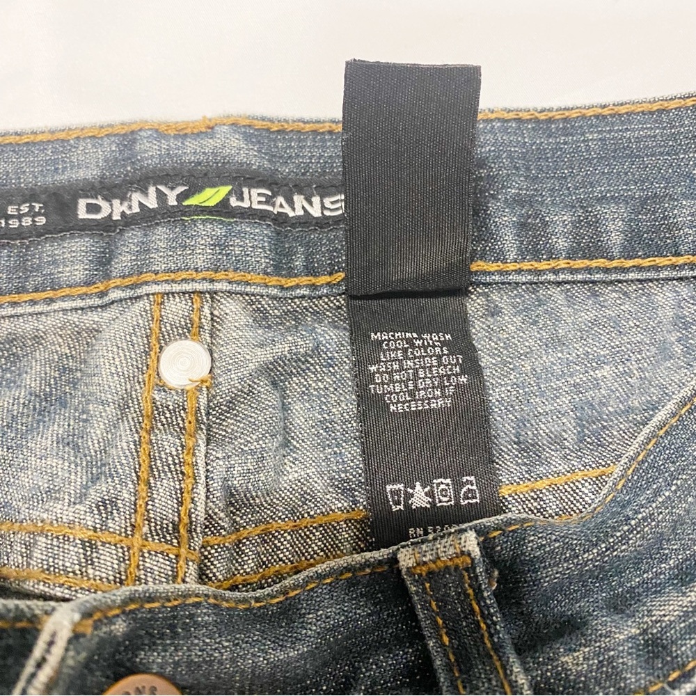 DKNY Vintage Medium Wash Straight Leg Jeans Made In USA - Picture 3 of 10